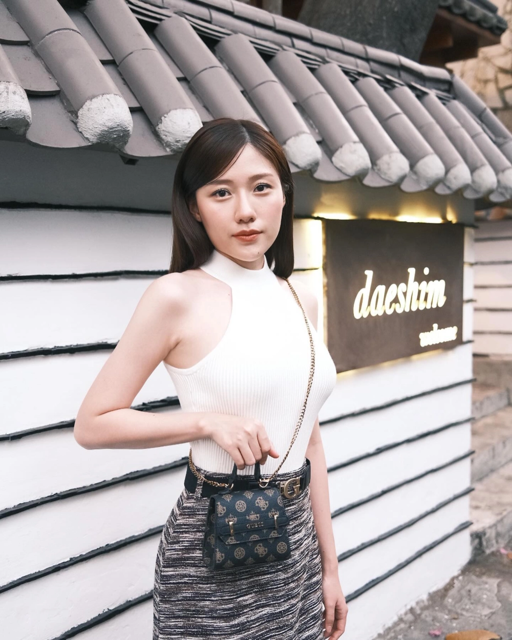 Uyển Ân là em gái ruột của Trấn Thành cùng chị Huỳnh Mi 