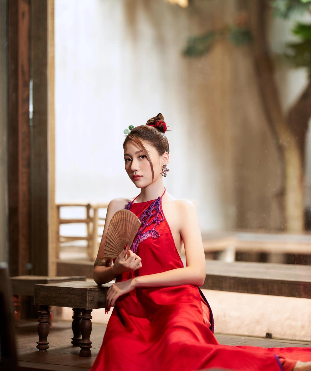 Uyển Ân cao bao nhiêu 1m65 phù hợp vai diễn đa dạng 