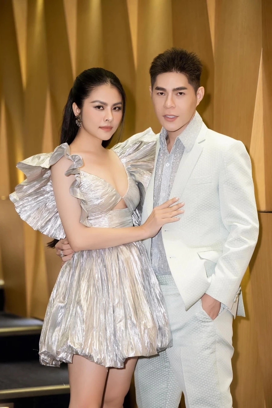 Fan yêu thích cặp đôi phim Vân Trang Khương Thịnh