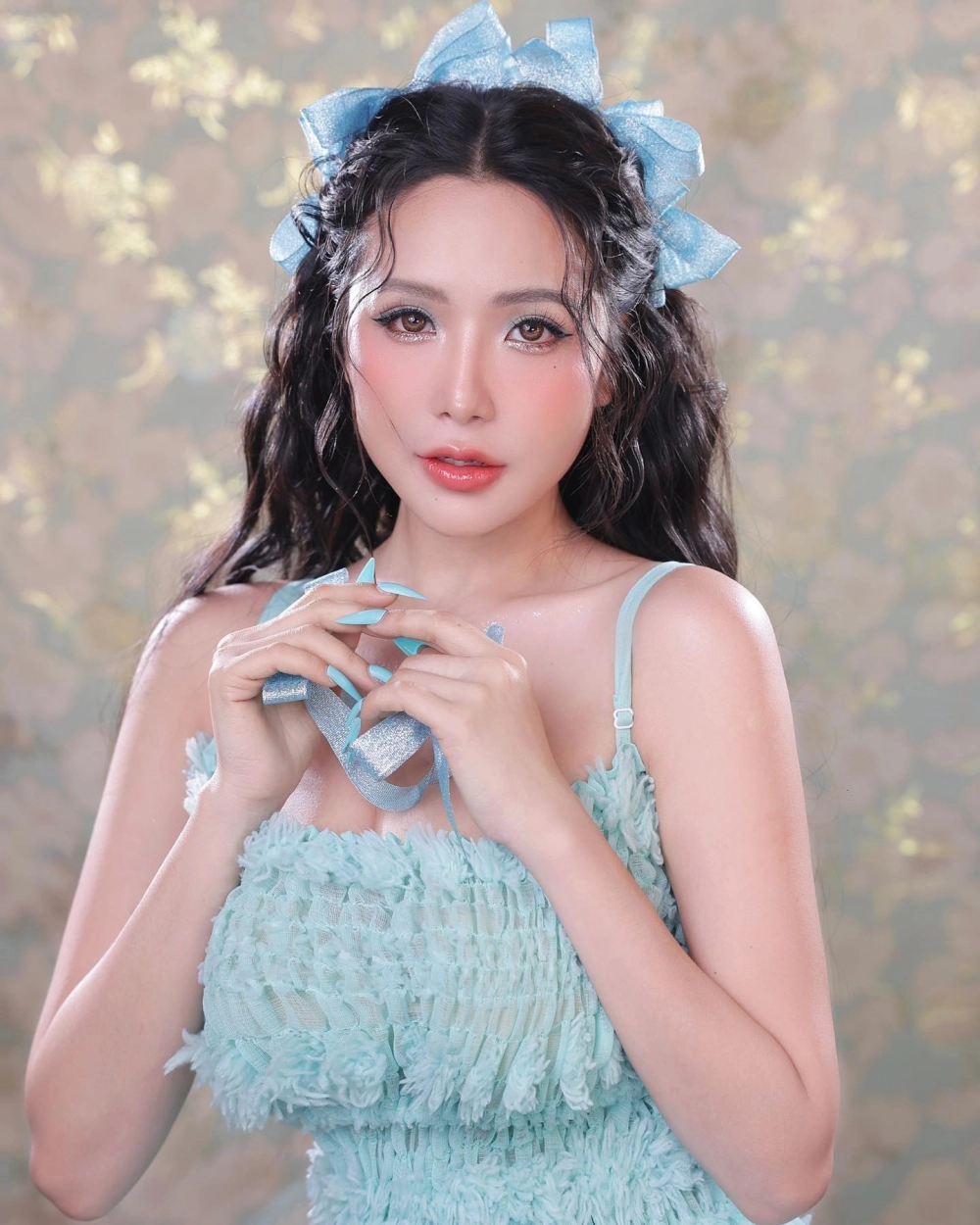 Gái đẹp Việt Nam com thần thái nổi bật Instagram 