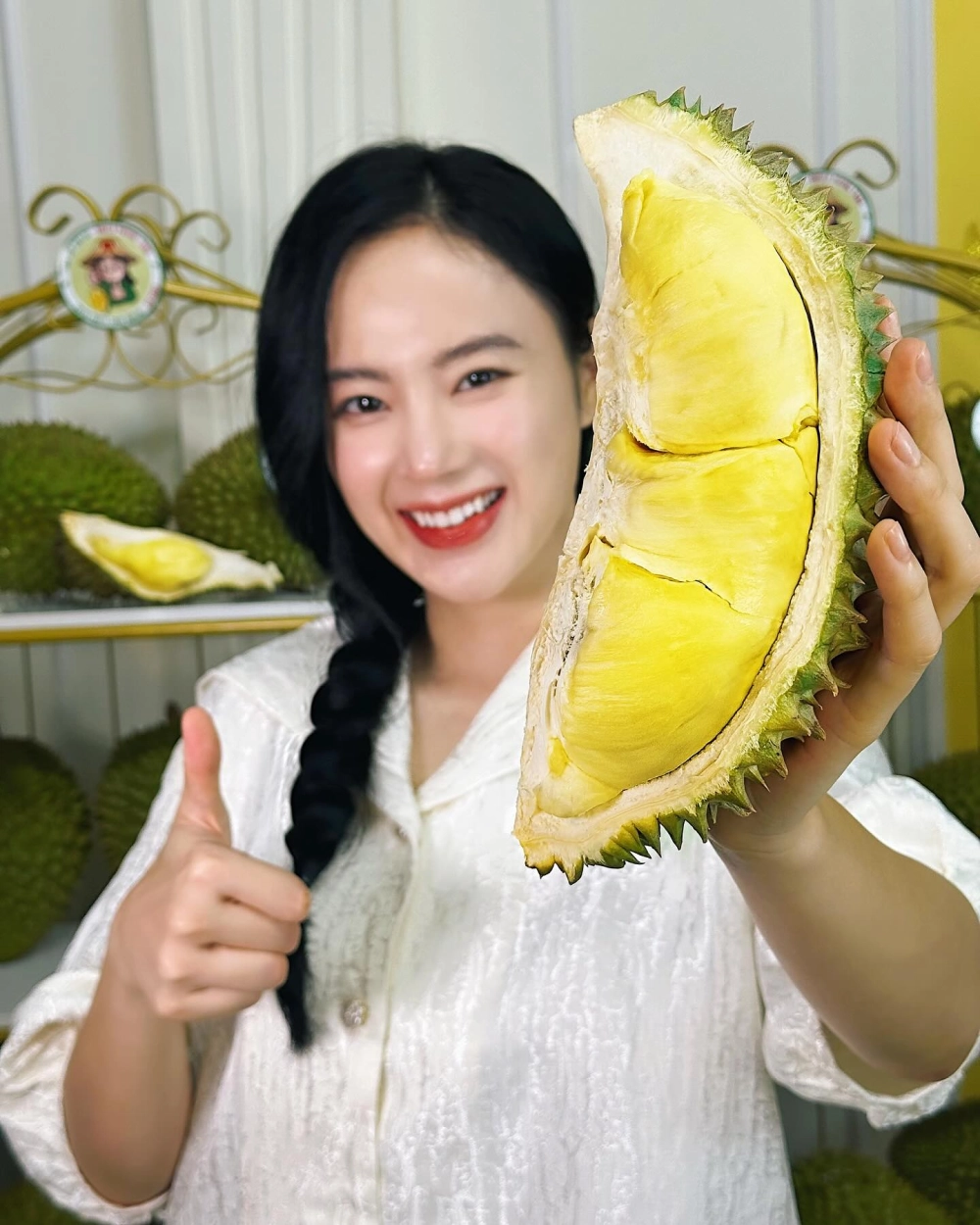 Ngắm gái xinh Tik Tok, nhan sắc và vũ đạo đỉnh cao
