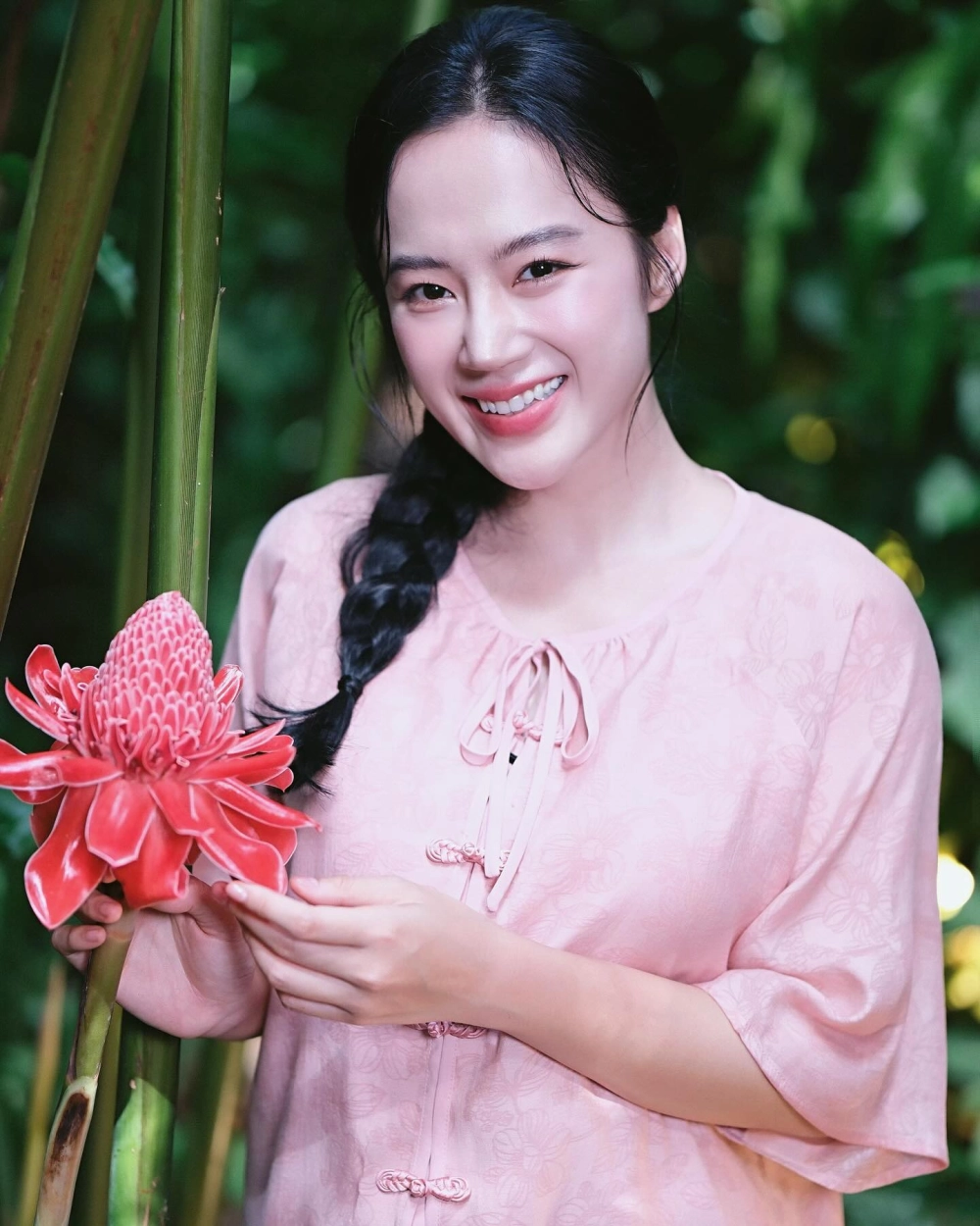 Chiêm ngưỡng gái xinh trên Tiktok, phong cách dẫn đầu xu hướng