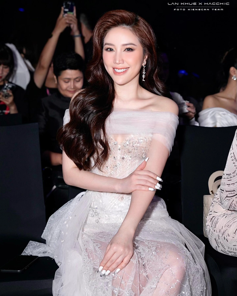 Thưởng thức gái xinh nhảy Tik Tok, vũ đạo trendy và cuốn hút
