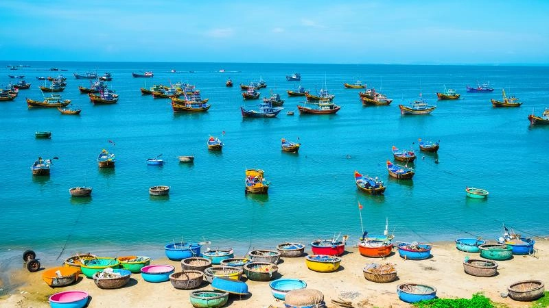 Gọi mời bằng thơ về biển quê em