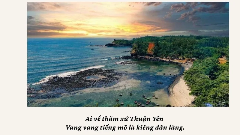 Ai về thăm xứ Thuận Yên Vang vang tiếng mõ là kiêng dân làng