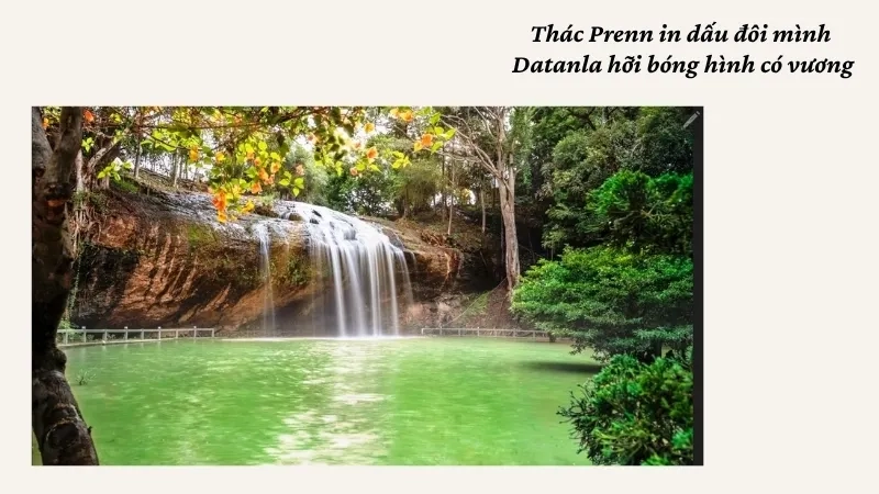 Thác Prenn in dấu đôi mình Datanla hỡi bóng hình có vương