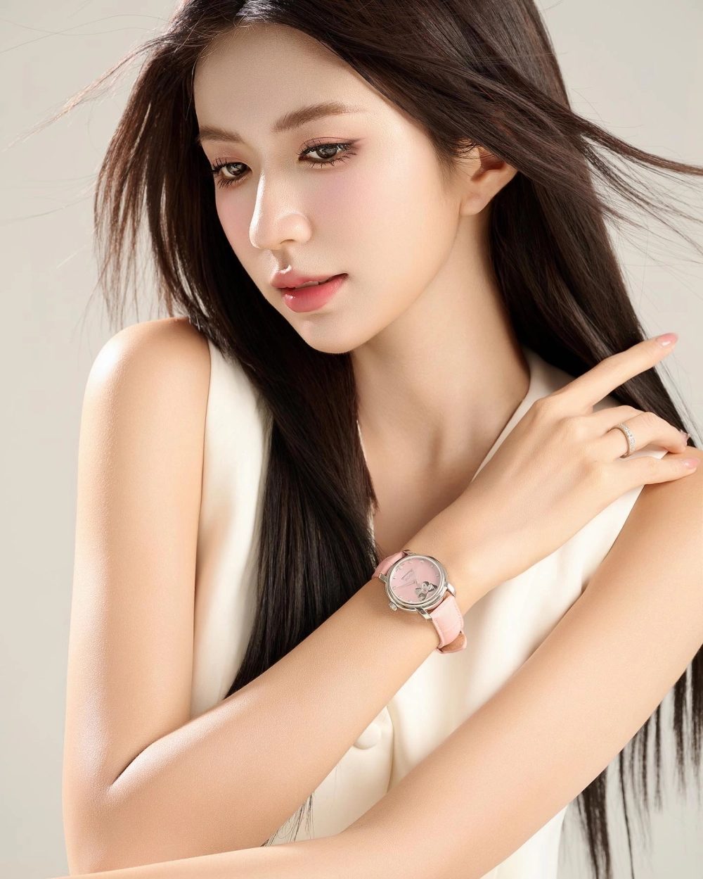 Ngắm gái cute dễ thương, nhan sắc ngọt ngào và rực rỡ