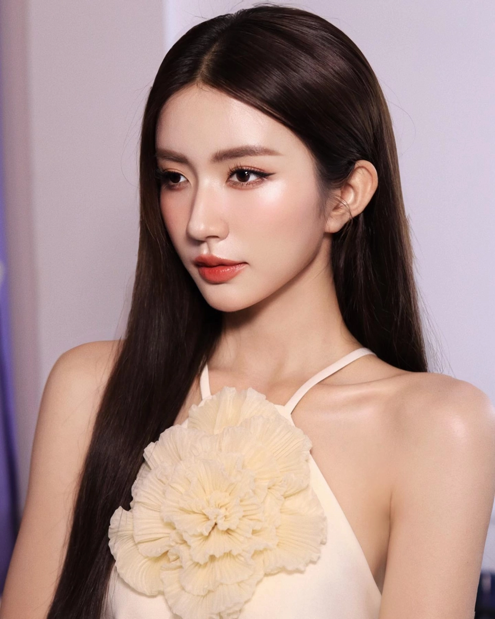 Chiêm ngưỡng gái cute tóc dài, vẻ đẹp dịu dàng và đáng yêu