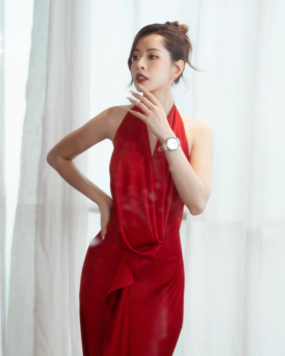 Ngắm gái xinh Tik Tok nhảy, năng lượng bùng nổ và trendy