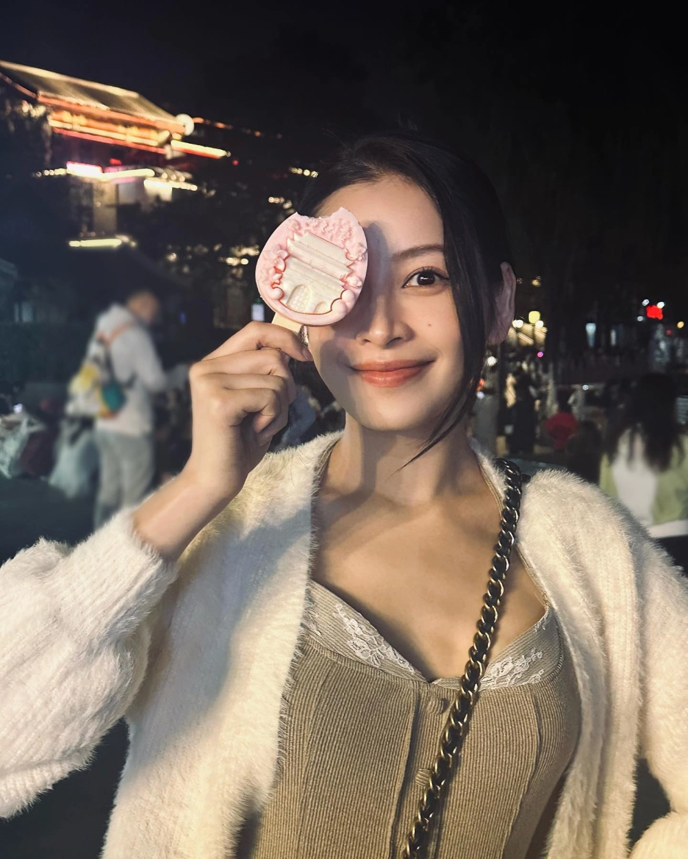 Bài hát của Chi Pu Từ Hôm Nay Finding You Shh Chỉ Ta Biết Thôi 