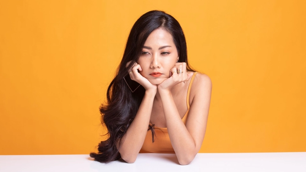 Thưởng thức ảnh tâm trạng đẹp, nét đẹp buồn đầy cuốn hút