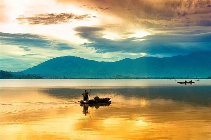 Em ơi về Đắk Nông nghe mùa dã quỳ gọi