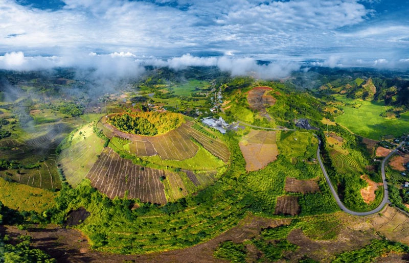 Kỳ vĩ cao nguyên M’nông hoang sơ và lộng lẫy
