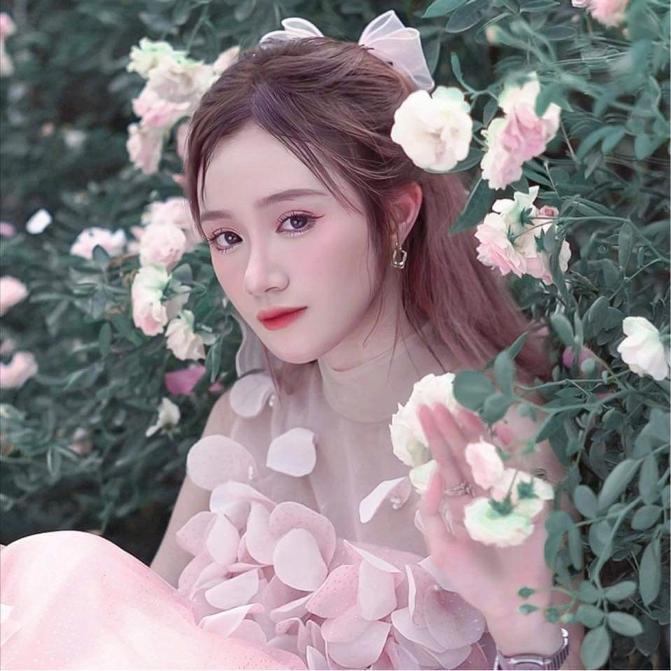 Ngắm gái xinh Việt Nam tham gia lễ hội, nét đẹp rực rỡ và vui tươi