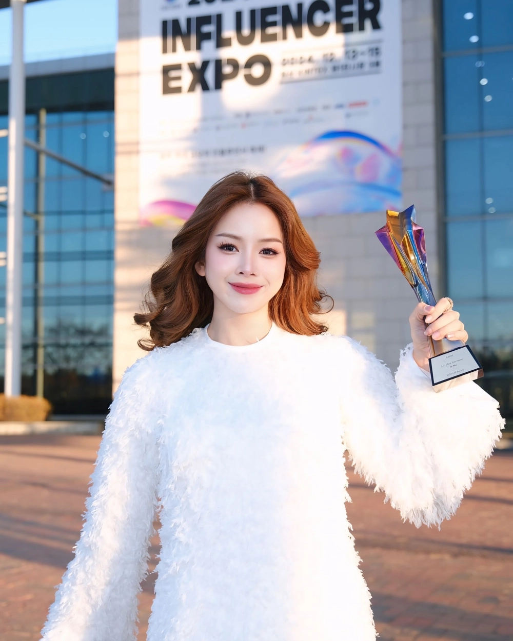 DJ Mie rung lắc con hàu không có thông tin xác nhận về nội dung 