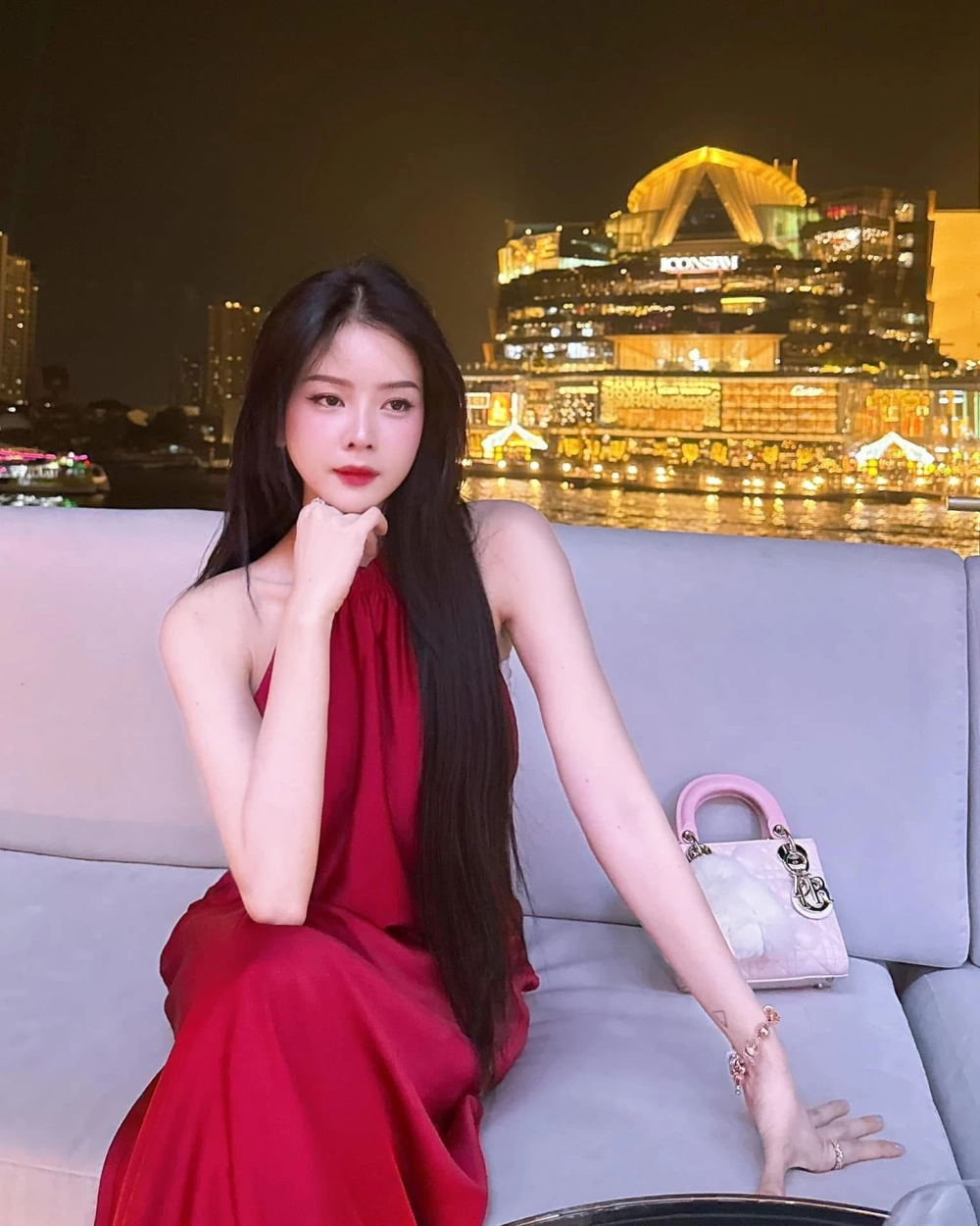 DJ Mie Rap Việt 2020 gây sốt với nhan sắc búp bê dj 