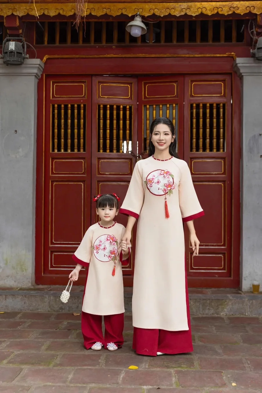 Thưởng thức cô dâu áo dài trắng, nét đẹp thanh thoát trong ngày cưới