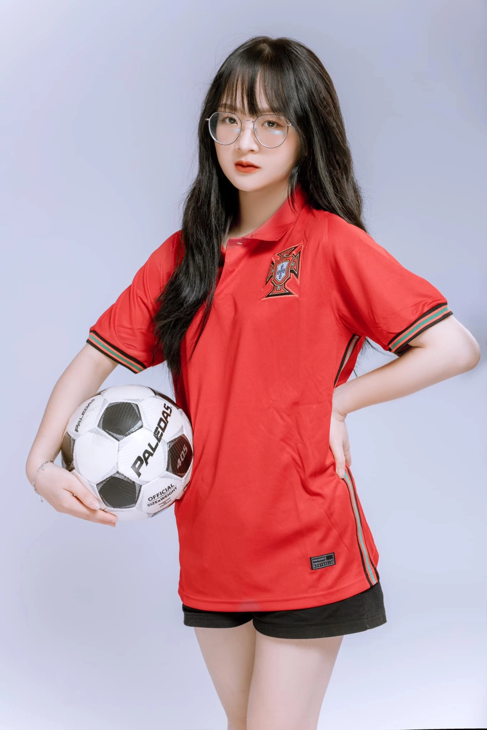 Gấm Kami tiktoker 9.8 triệu follow thánh nữ bida Jujutsu Kaisen 