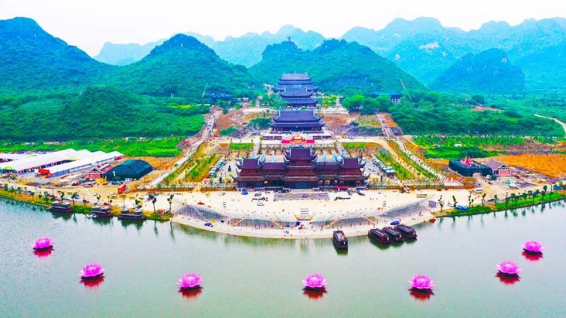 Chùa Tam Chúc tĩnh lặng giữa lòng thiên nhiên bao la