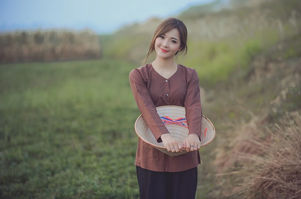 Nét duyên dịu dàng cô gái xứ Nghệ