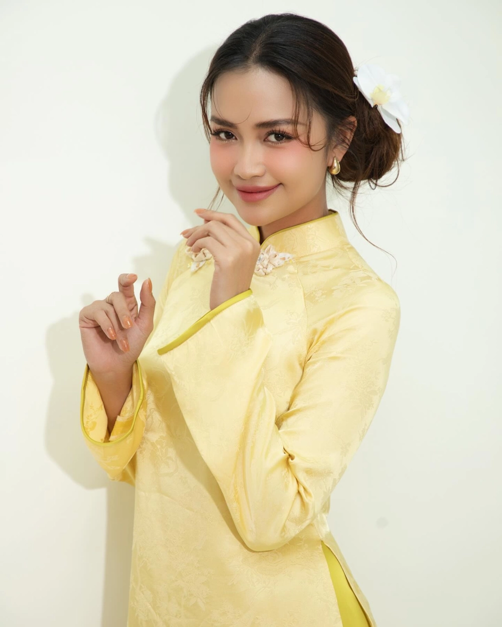 Hoa Hậu Ngọc Châu quê ở đâu Tây Ninh sinh ra và lớn lên tại đây 