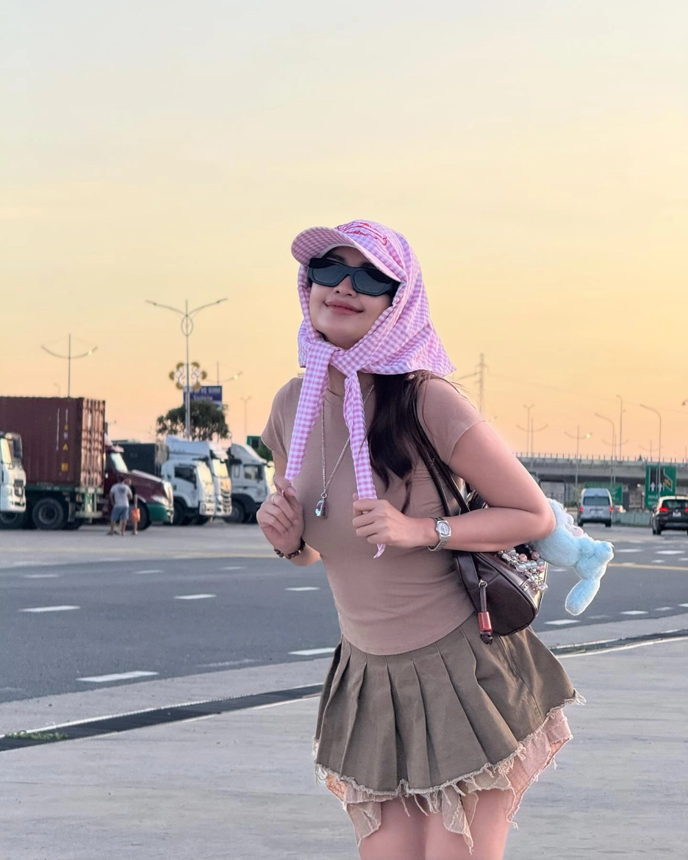 Gia đình Hoa Hậu Ngọc Châu mẹ Đặng Thị Gái mồ côi cha từ 5 tuổi 