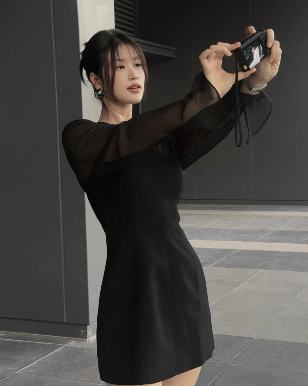 Đoàn Thiên Ân là ai Hoa hậu 22 tuổi từ Long An đầy nghị lực