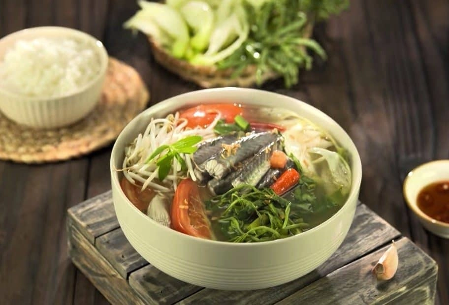 Ngọt thanh hương vị canh chua cá chốt Long An