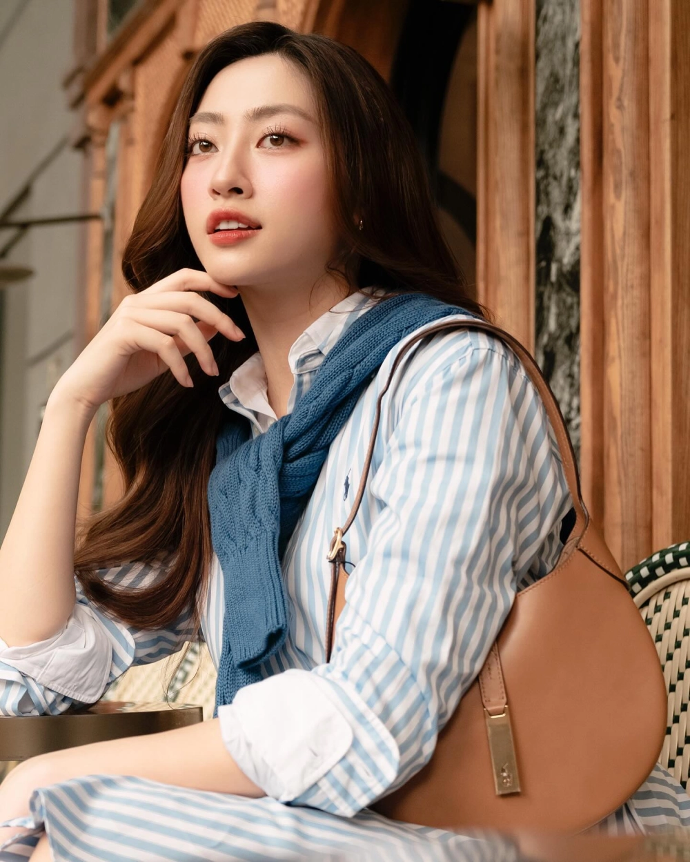 Tải ảnh gái xinh cười duyên, nét cười tinh tế và hấp dẫn