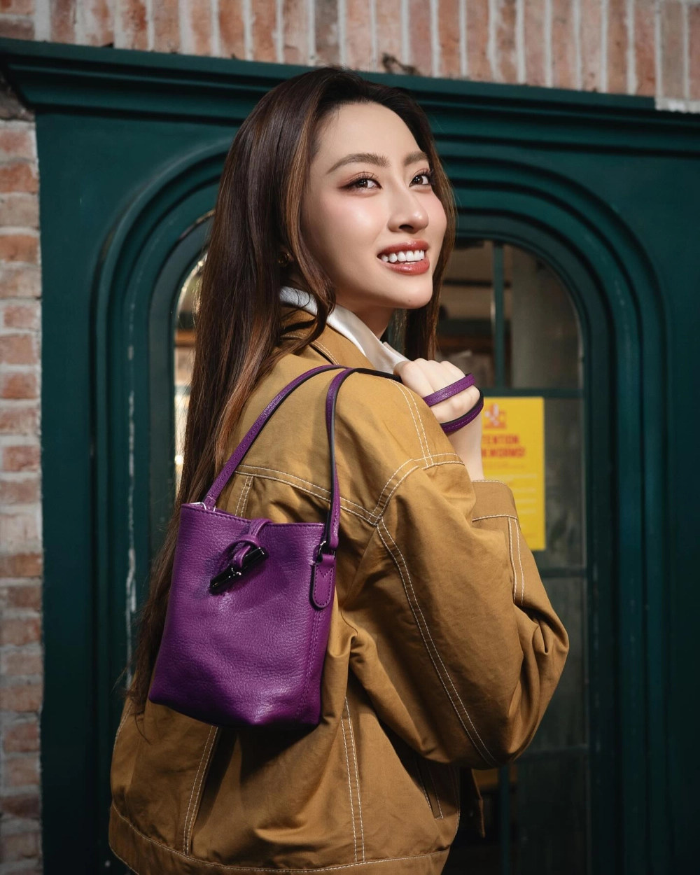 Ngắm cười xinh đẹp, nụ cười rạng ngời và đầy cảm xúc