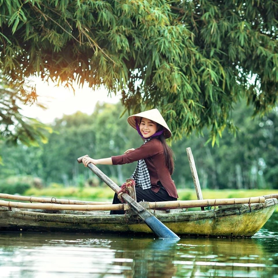 Duyên dáng áo bà ba con gái miền Tây ngọt ngào