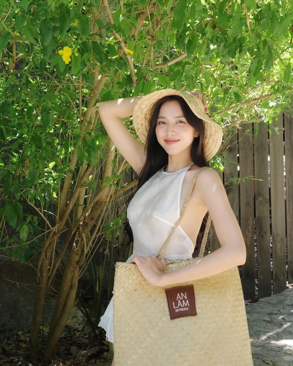 Hoa Hậu Nguyễn Thu Thủy Tiên không có thông tin liên quan Thùy Tiên 