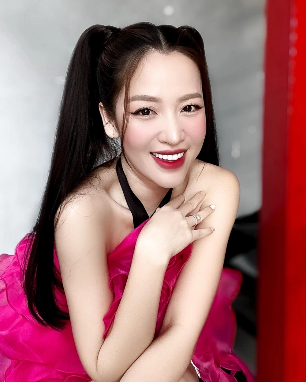 Chiêm ngưỡng cute hình ảnh gái đẹp tóc dài, thướt tha quyến rũ