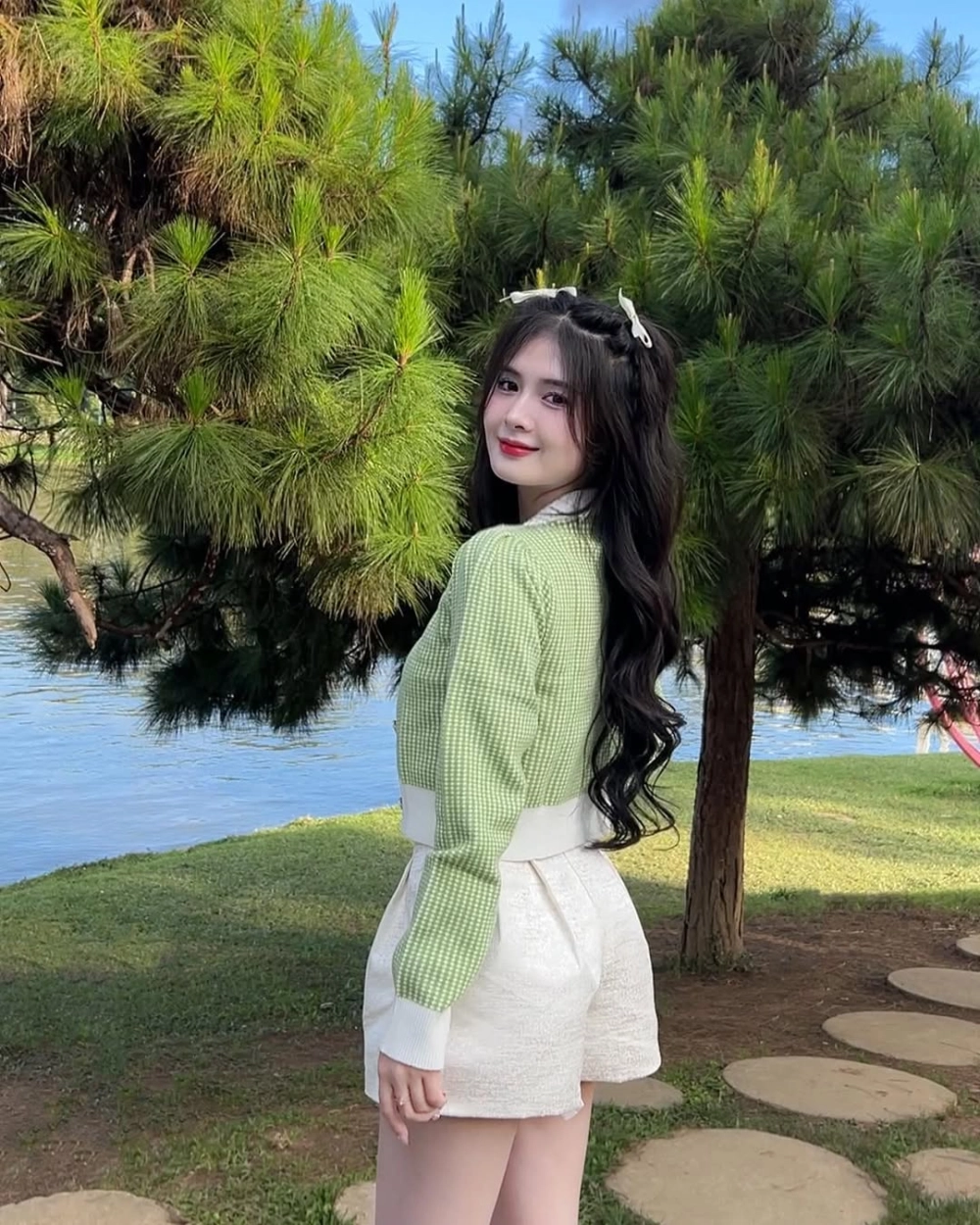 Quỳnh Alee tiktok @quynhalee 5 triệu follow video triệu view 