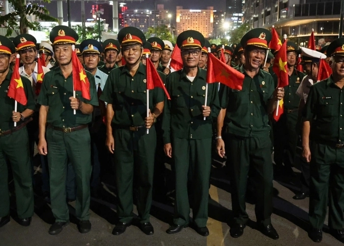 Tình chiến hữu nghĩa tình như là phép lạ