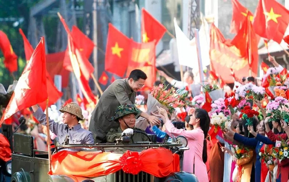 Bài thơ về ngày giải phóng thủ đô chan chứa Hà Nội yêu dấu