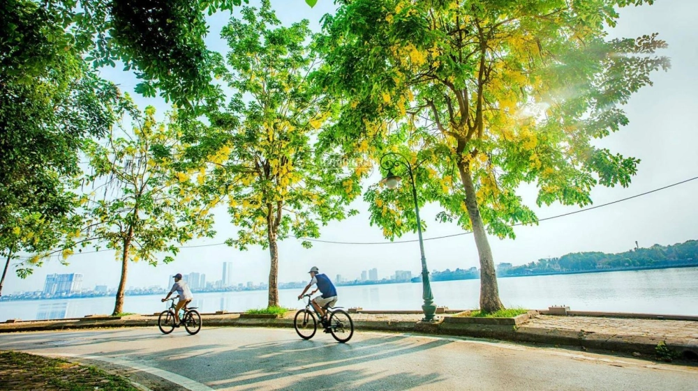Se lạnh gọi về Hồ Tây vào thu