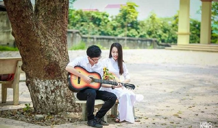 Lá chưa rơi em Gửi tình đơn phương