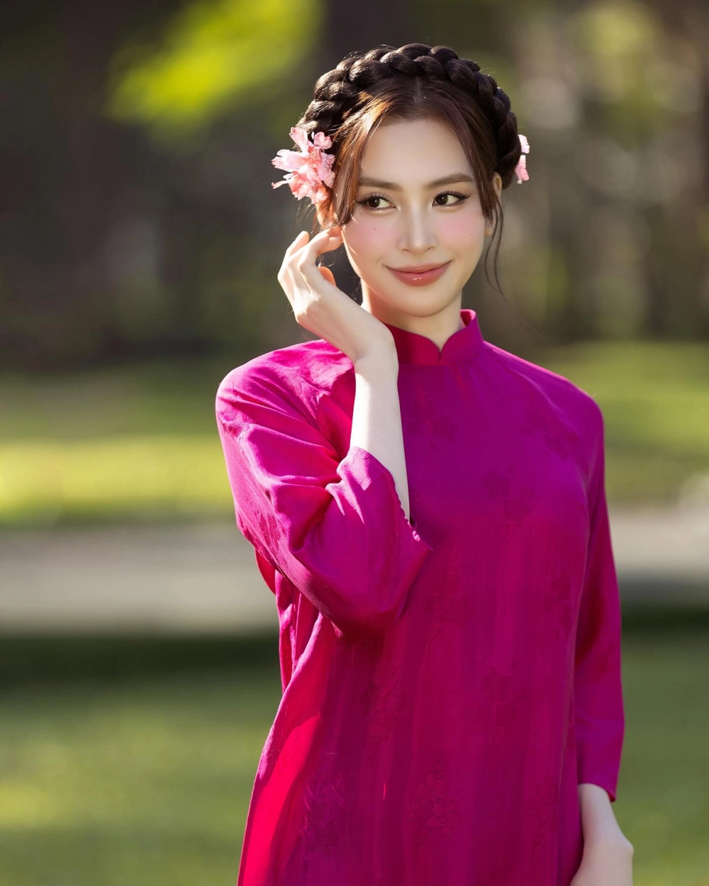 Trần Tiểu Vy Erik đóng MV Em Không Sai Chúng Ta Sai 2021 