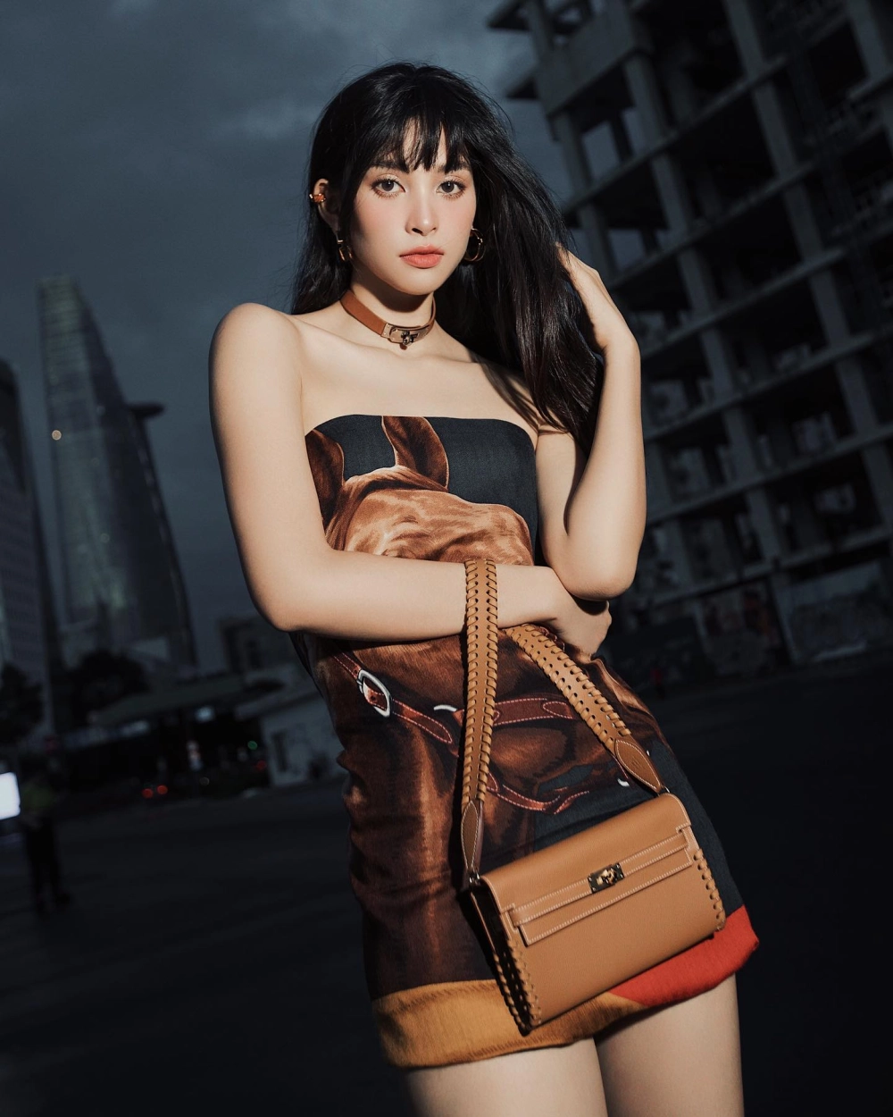 Trần Tiểu Vy final walk Hoa Hậu Việt Nam 2018 thần thái sắc sảo 