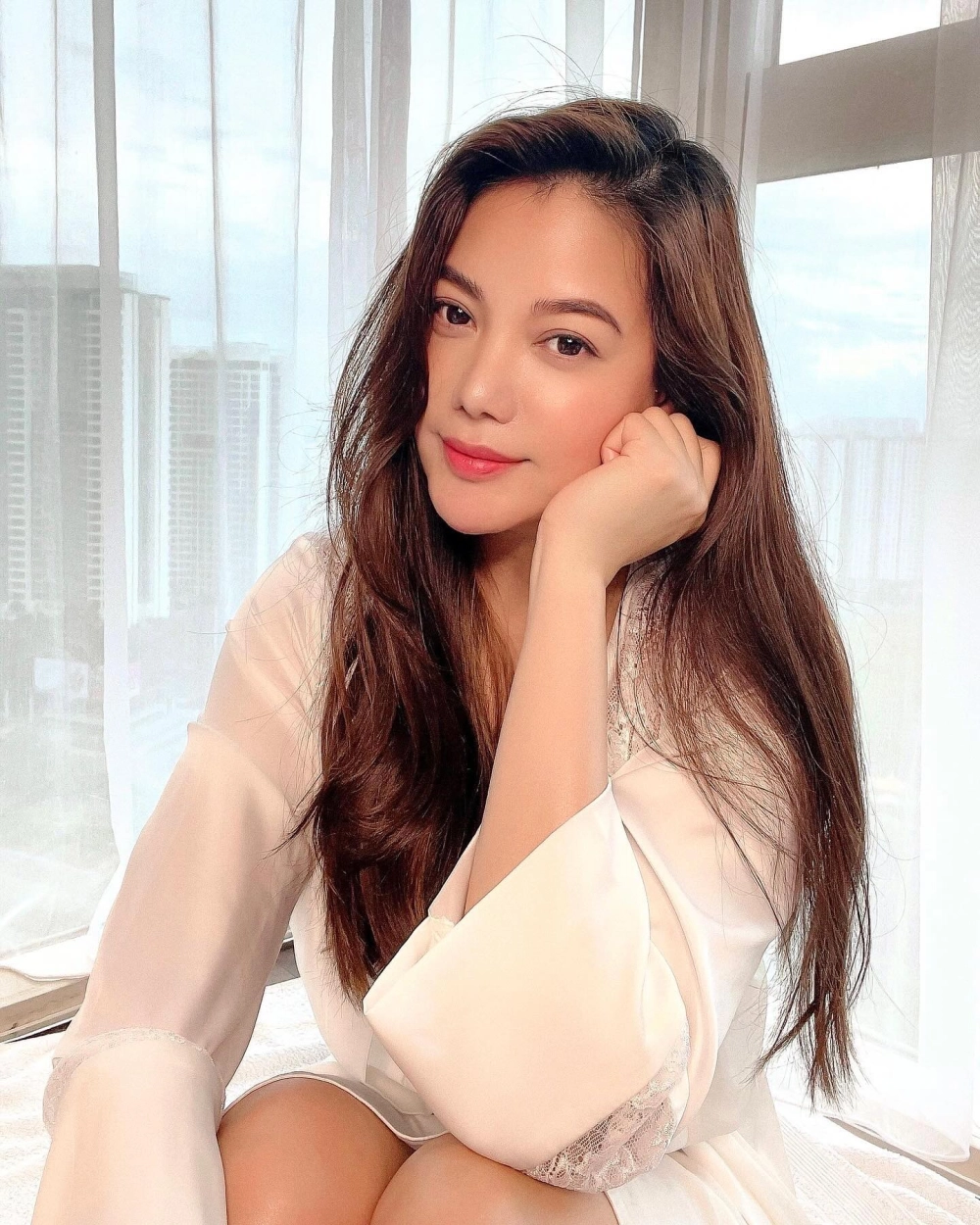 Tải ảnh gái xinh cute, nhan sắc tươi trẻ và cuốn hút