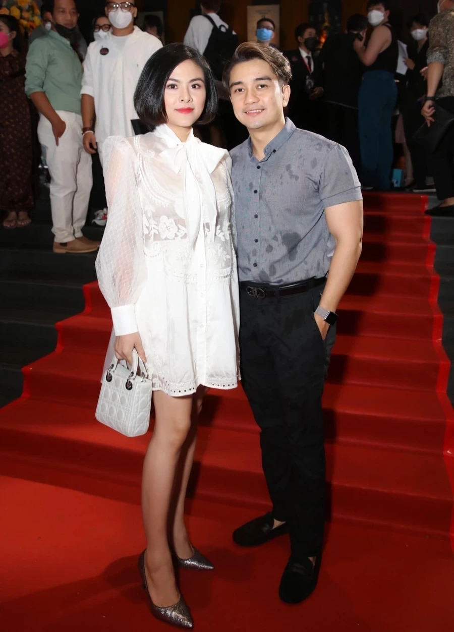 Vân Trang phim ghi dấu ấn qua lối sống sai lầm sông dài