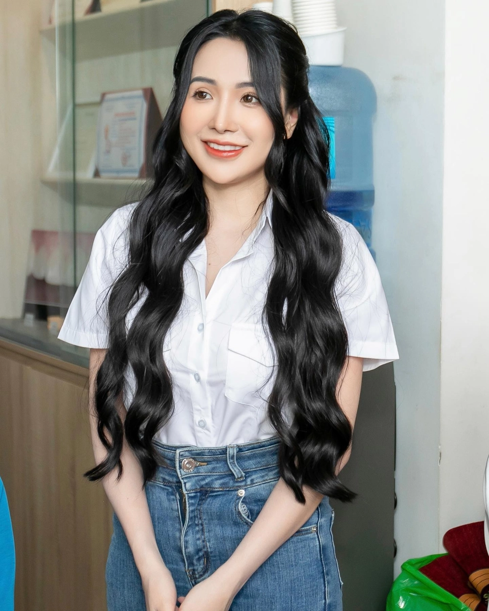 Viên Vibi quá khứ bigo livestream hở hang kiếm tiền donate 