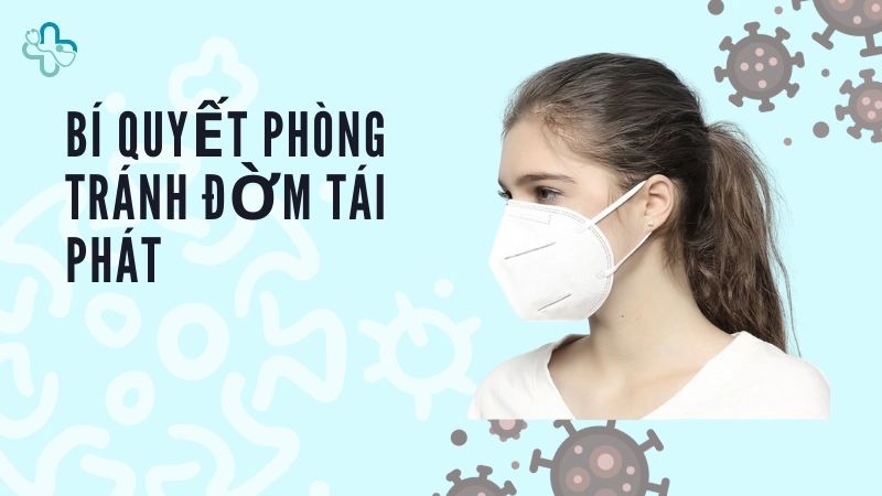 Người đeo khẩu trang y tế để bảo vệ đường hô hấp khỏi khói bụi