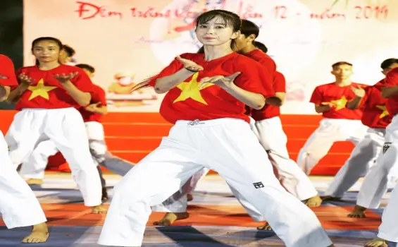 Hình ảnh mới cho thấy đẳng cấp thời trang của Châu Tuyết Vân