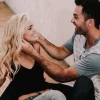 Chọc ghẹo là gì? Ý nghĩa, biểu hiện và cách xử lý khi bị chọc ghẹo