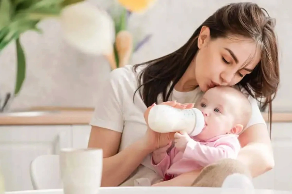 Bí quyết bỏ bú cho bé hiệu quả, khoa học và không đau