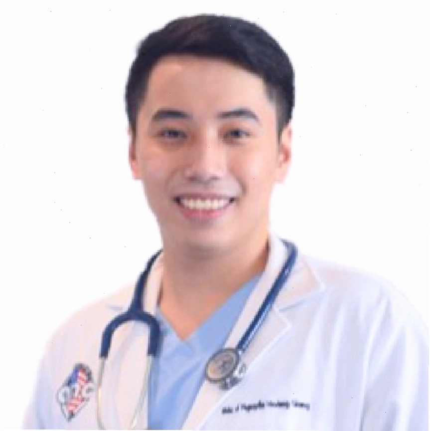 Bác sĩ Nguyễn Hoàng Giang chuyên gia Y tế