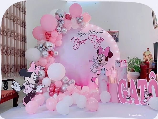 Background thôi nôi chủ đề chuột Mickey