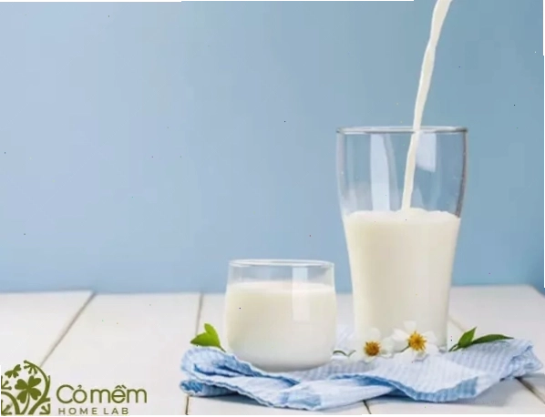 Bí quyết làm đẹp da mặt sau sinh bằng sữa mẹ và các nguyên liệu tự nhiên